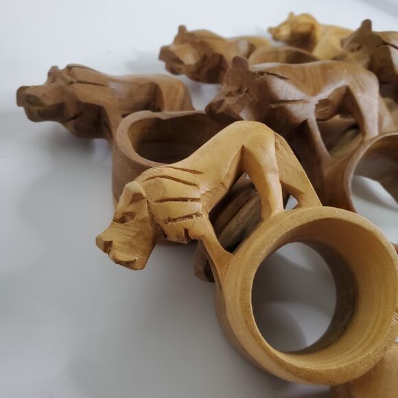 Handcrafted Wooden Lion Animal Napkin Rings Set of 9 Hand Carved in Kenya VTG - Picture 10 of 13
